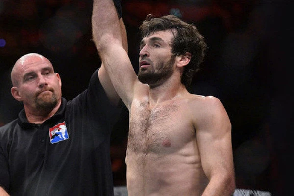 Магомедшарипов намекнул на бой в UFC